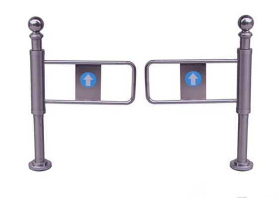 Porte piétonnière handicapée de tourniquet d'oscillation manuelle fournisseur